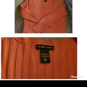 NY and CO. Burnt orange sweater